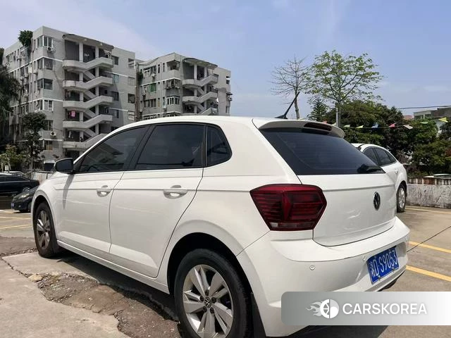 Volkswagen Polo id 4261568 из Китая 9