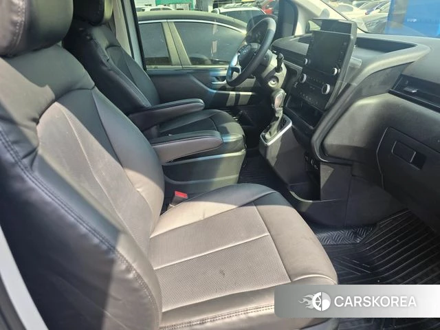 Hyundai Staria id 4224328 из Кореи 19