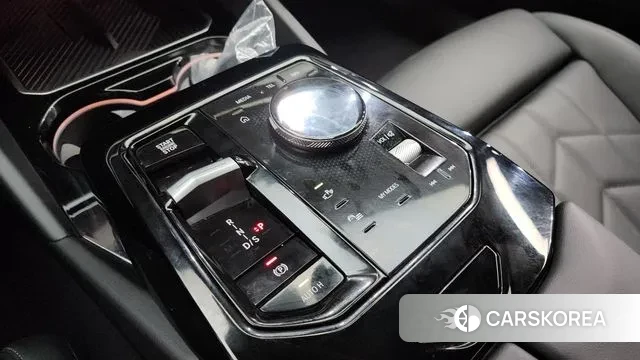 BMW 5 Series (G60) id 3426145 из Кореи 19