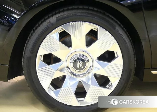 Rolls-Royce Phantom id 4778295 из Кореи 19