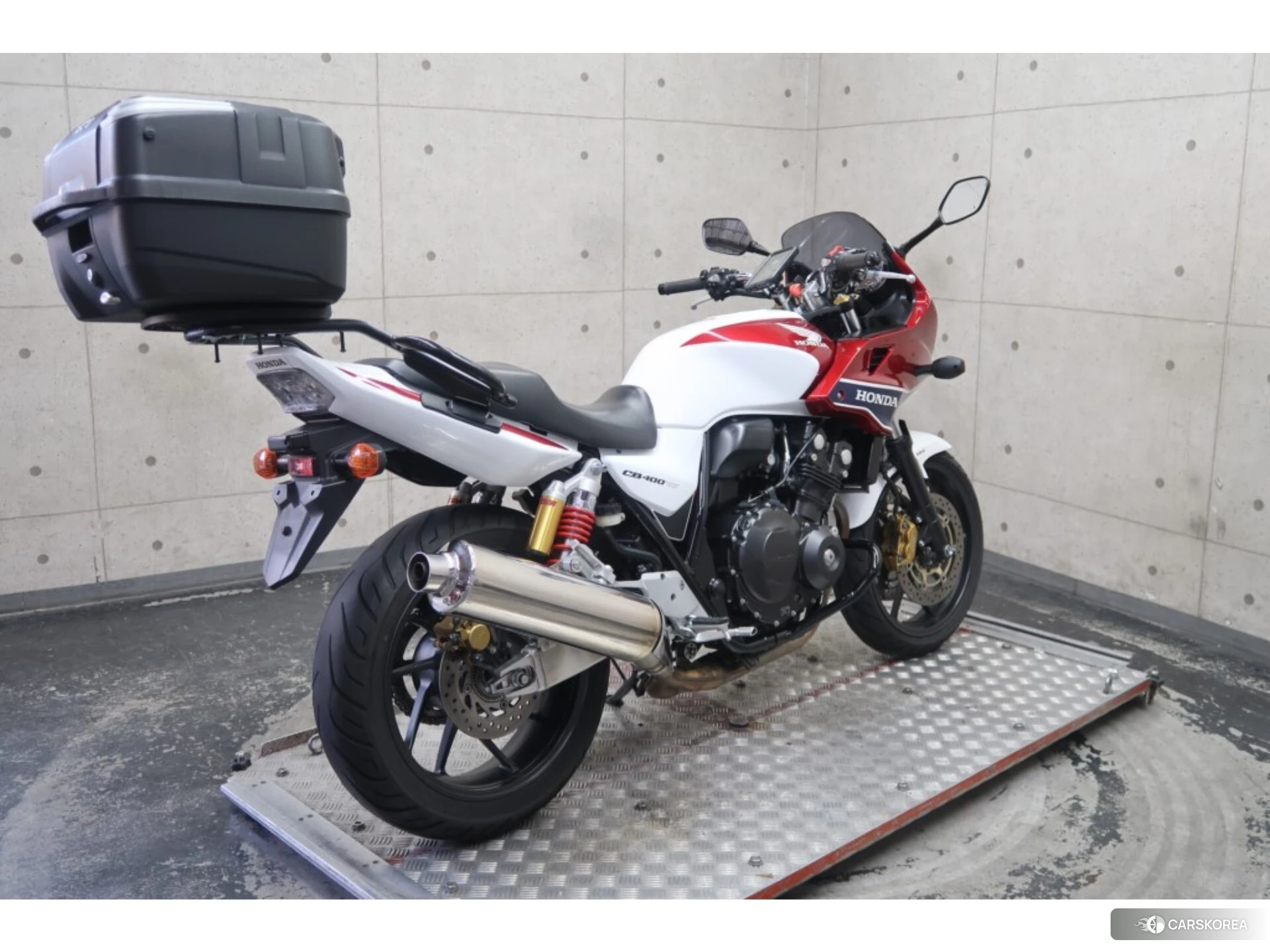 Проданный Honda CB400SF BOLDOR ABS id 3950210 из Японии, фото 9