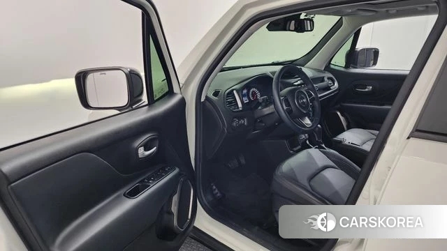 Jeep Renegade id 3817763 из Кореи 19