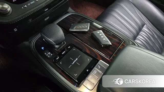 Lexus LS500h 5th generation id 3284721 из Кореи 19