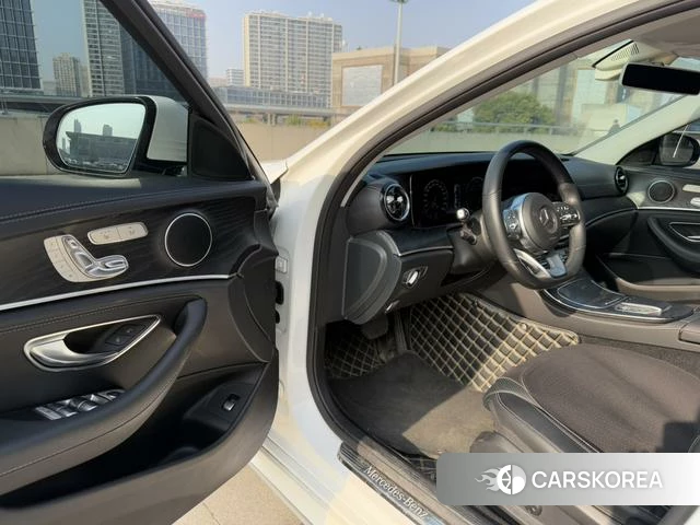 Mercedes-Benz E-class id 4254719 из Китая 15