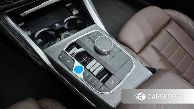 BMW i4 id 4201449 из Кореи 29