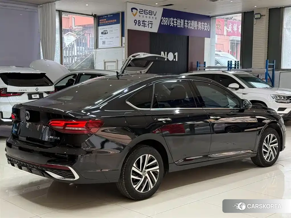 Volkswagen Lavida id 4679760 из Китая 22