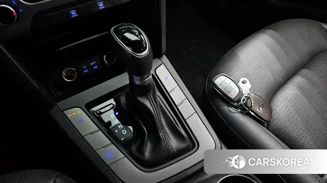 Hyundai Avante AD id 3066069 из Кореи 19