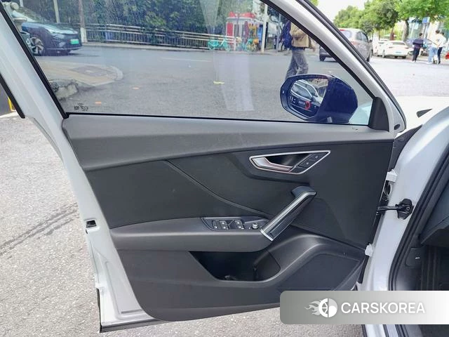 Audi Q2L id 4278448 из Китая 10