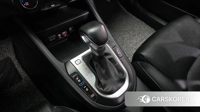 Kia Come New K3 id 3917224 из Кореи 19