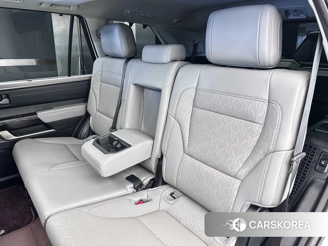 Toyota Sequoia id 4279199 из Китая 17