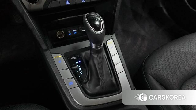 Hyundai Avante AD id 4587545 из Кореи 29