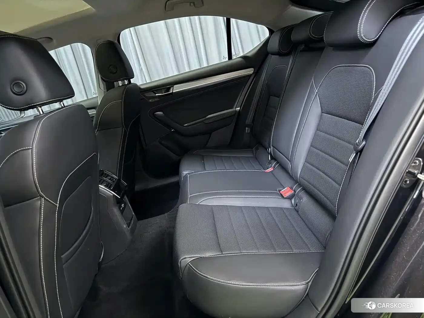 Skoda Superb id 4664386 из Китая 19