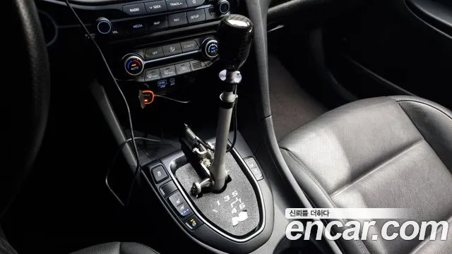 Hyundai Veloster (JS) id 2654665 из Кореи 19