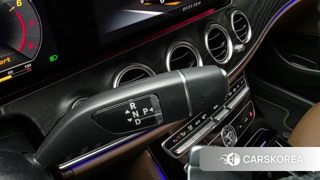 Mercedes-Benz E-Class W213 id 3330770 из Кореи 19