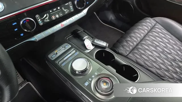 Genesis GV70 id 3740978 из Кореи 19