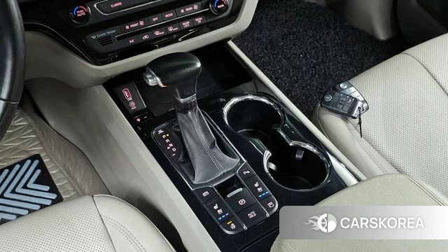 Kia The New Carnival id 4251118 из Кореи 19