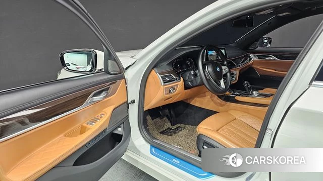 BMW 7 Series (G11) id 3878488 из Кореи 19