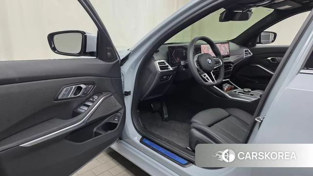 BMW 3 Series (G20) id 4748988 из Кореи 32