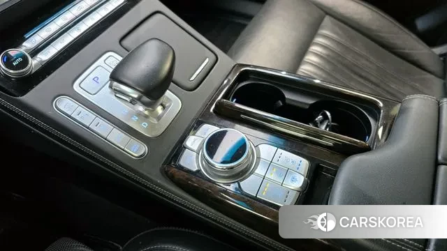 Genesis G90 id 3682230 из Кореи 19