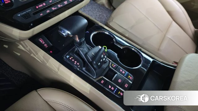 Kia The New Carnival id 3853775 из Кореи 19