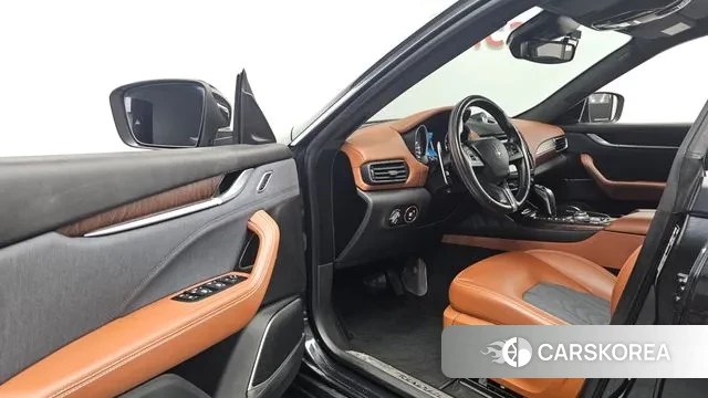 Maserati Levante id 3765557 из Кореи 19