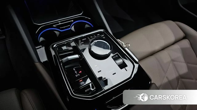 BMW 5 Series (G60) id 3870074 из Кореи 19