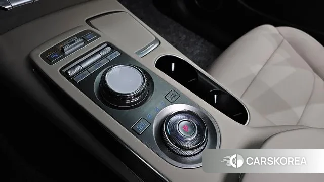 Genesis GV70 id 3415704 из Кореи 19