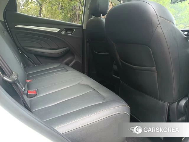 Roewe RX3 id 3920781 из Китая 11