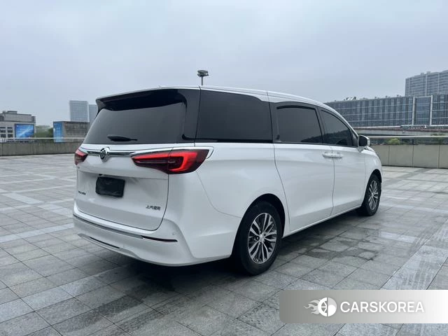 Buick GL8 id 4211751 из Китая 23