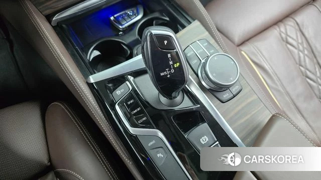 BMW 5 Series (G30) id 4507665 из Кореи 19