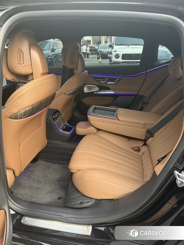 Mercedes-Benz E-class id 4263632 из Китая 16
