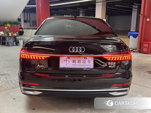 Audi A6L id 4207104 из Китая 16