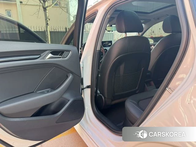 Audi A3 id 4253184 из Китая 18