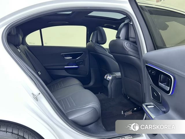 Mercedes-Benz Class C id 3968859 из Китая 27