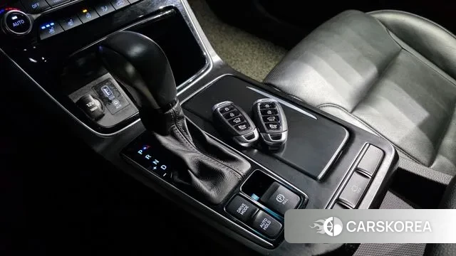 Hyundai Grandeur IG id 3039414 из Кореи 19