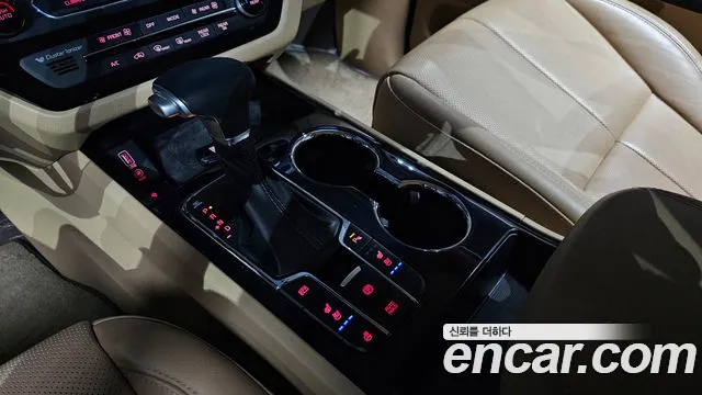 Kia The New Carnival id 2600079 из Кореи 19