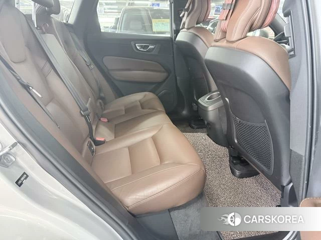 Volvo XC60 id 4219876 из Китая 18