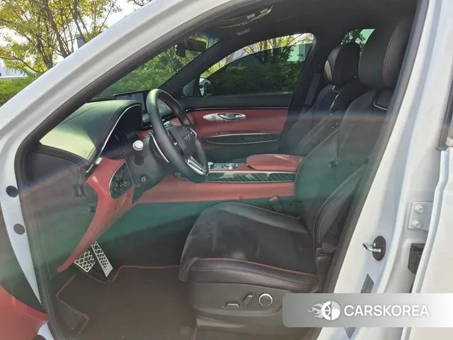 Genesis GV70 id 3028017 из Кореи 19