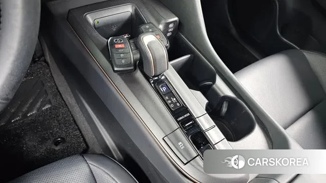 Toyota Crown Crossover id 3599932 из Кореи 19