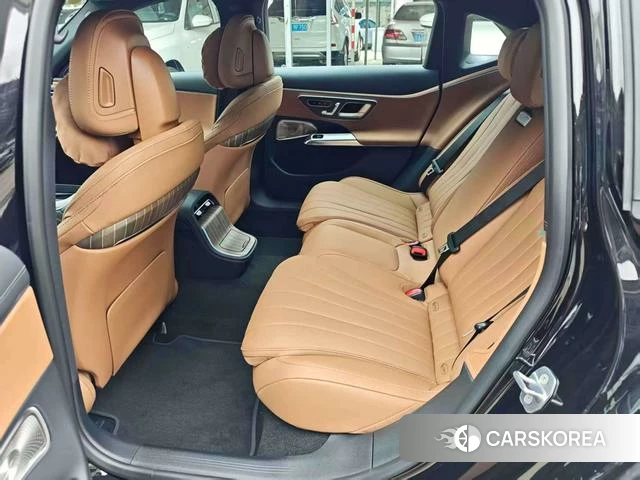 Mercedes-Benz E-class id 3993389 из Китая 21