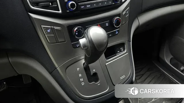 Hyundai The New Grand Starex id 3396702 из Кореи 19