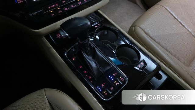 Kia All New Carnival id 3943114 из Кореи 19