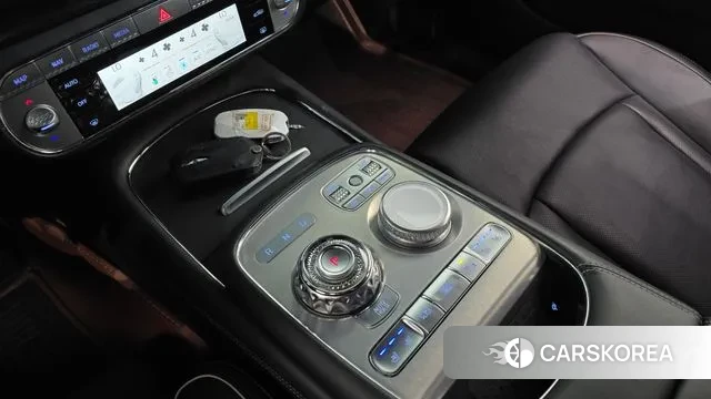 Genesis G90 (RS4) id 3148493 из Кореи 19