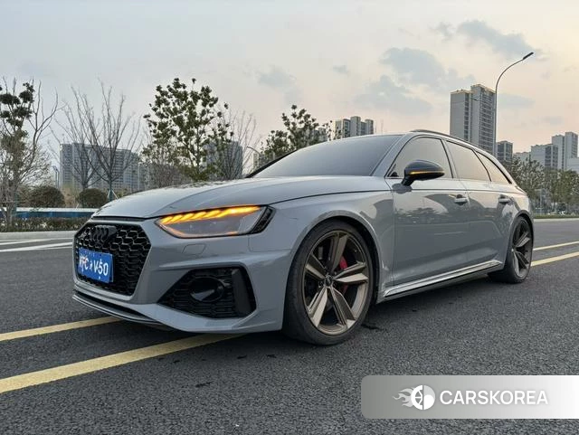 Audi RS 4 id 4240797 из Китая 14