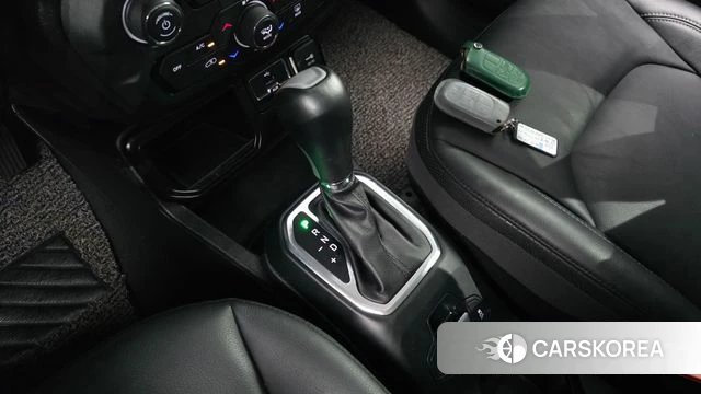 Jeep Renegade id 4581844 из Кореи 32