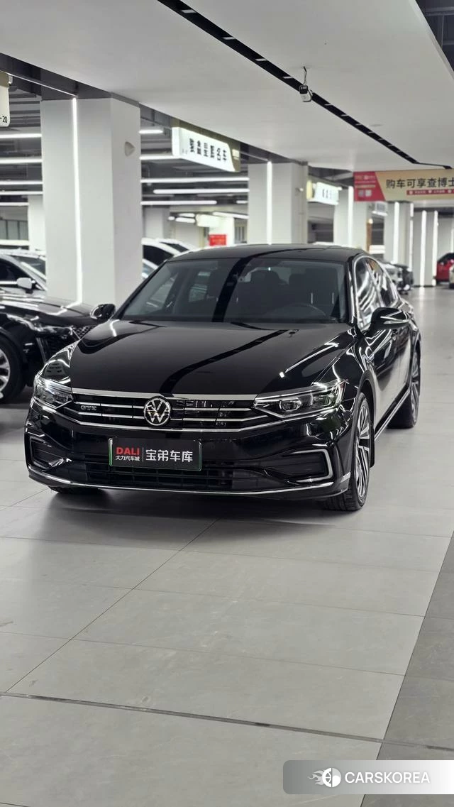 Volkswagen Magotan PHEV id 4314097 из Китая 9