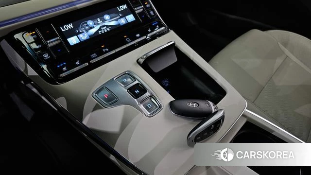 Hyundai The New Grandeur IG id 4631681 из Кореи 34