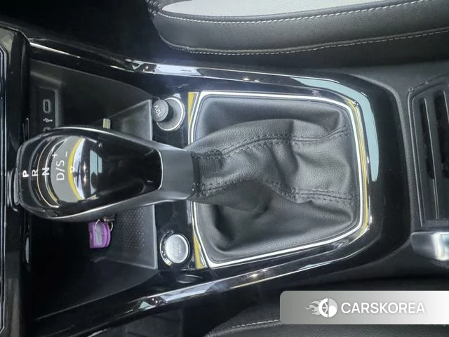 Volkswagen Exploring the shadow id 4278857 из Китая 25