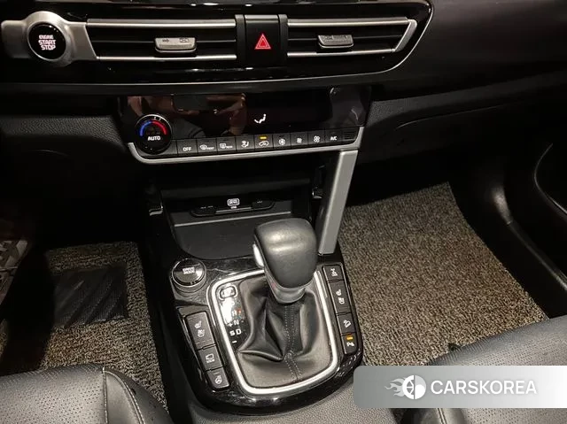 Kia Seltos id 3401974 из Кореи 19