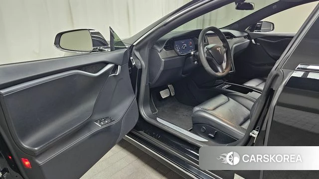 Tesla Model S id 4551624 из Кореи 29